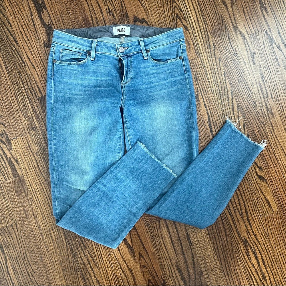 Paige Jeans -  Skyline Ankle Peg medium color- 29